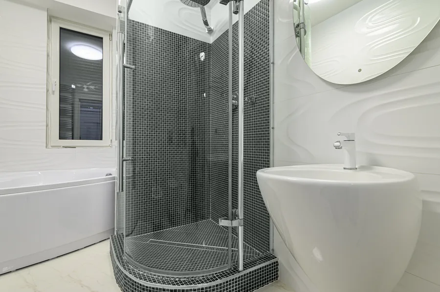 Rounded Shower Enclosures
